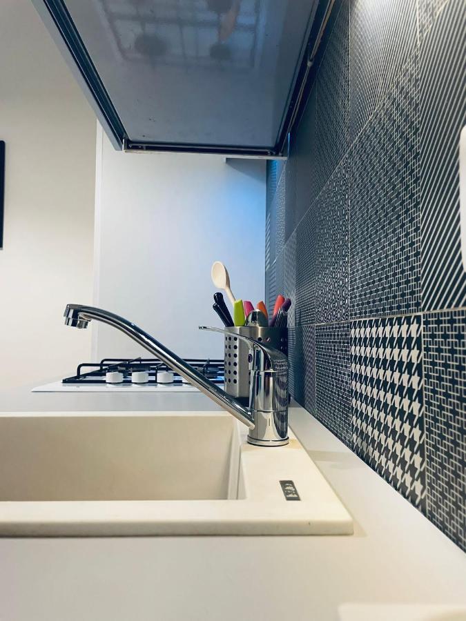 Casaro Stazione Apartment Bari Luaran gambar