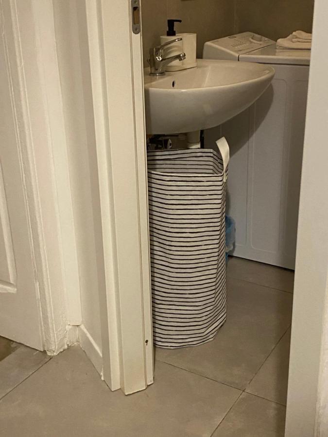 Casaro Stazione Apartment Bari Luaran gambar