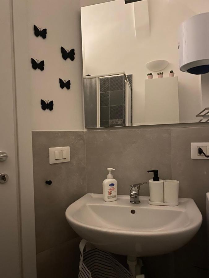 Casaro Stazione Apartment Bari Luaran gambar