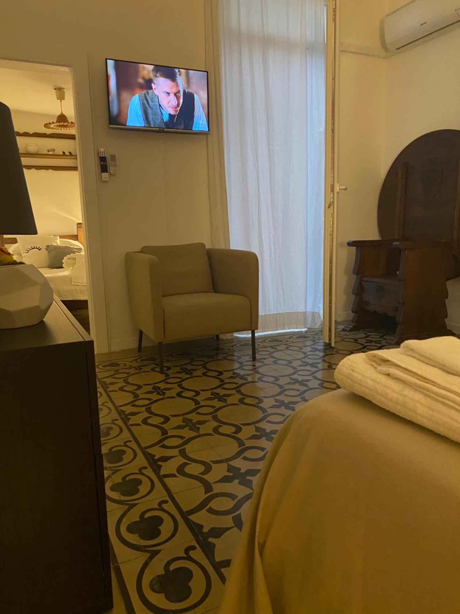 Casaro Stazione Apartment Bari Luaran gambar